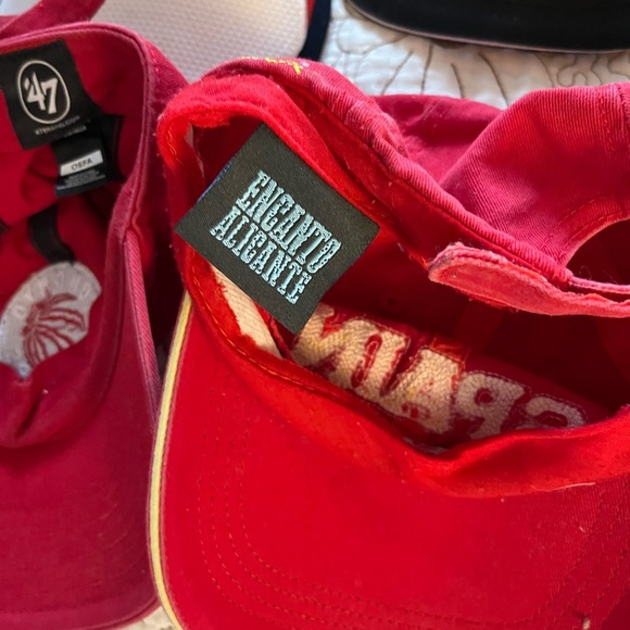 Assorted Hats Lot - Picture 7 of 14